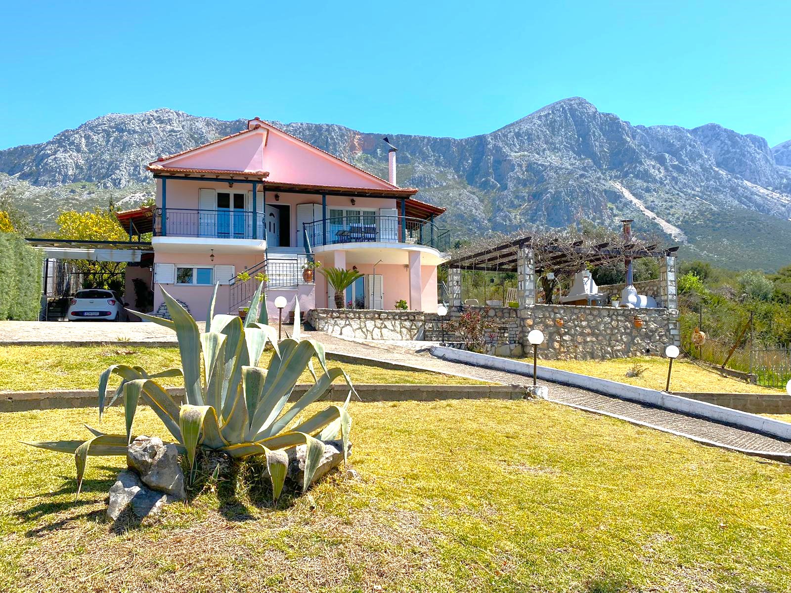 Palm Retreat panoramic view