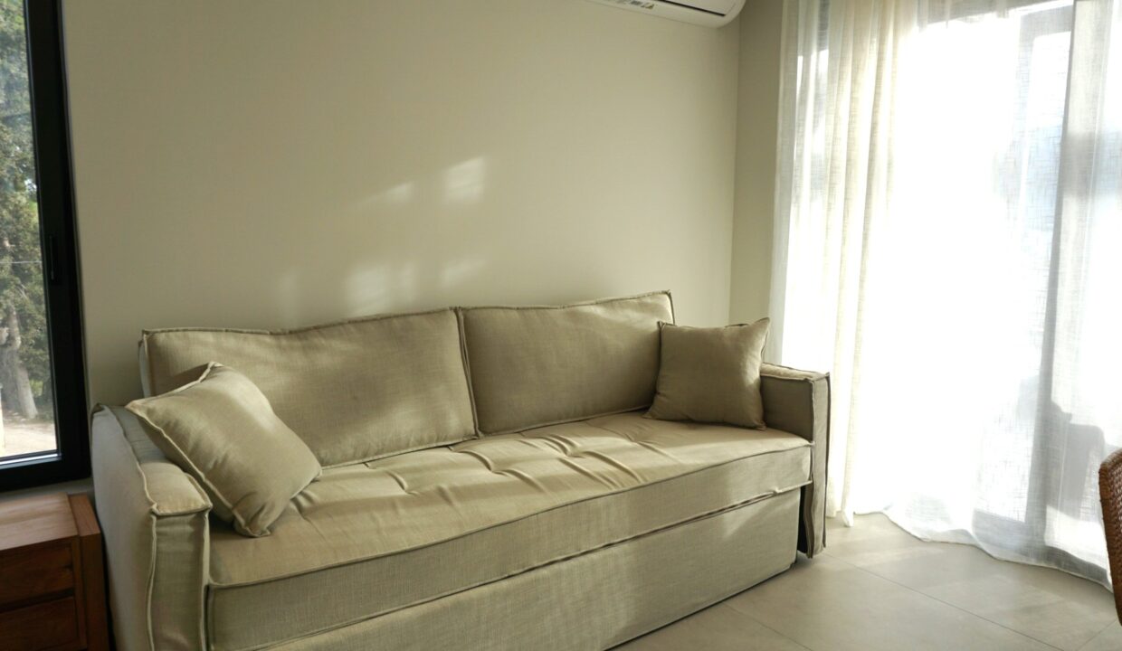 SECOND BEDROOM AND TOILET (3)